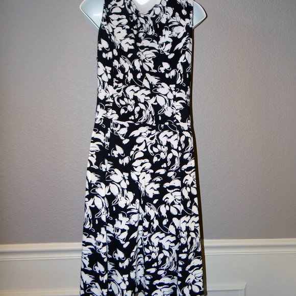 JONES NEW YORK Black & White Floral Print Sleeveless Dress V Neck Size 12 - Picture 4 of 5